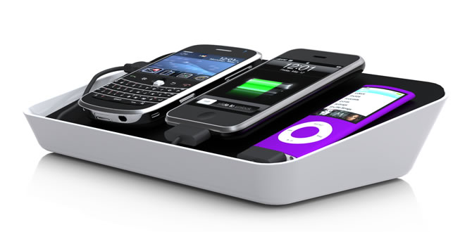 Charge your Blackberry, iPhone and iPod at the same time